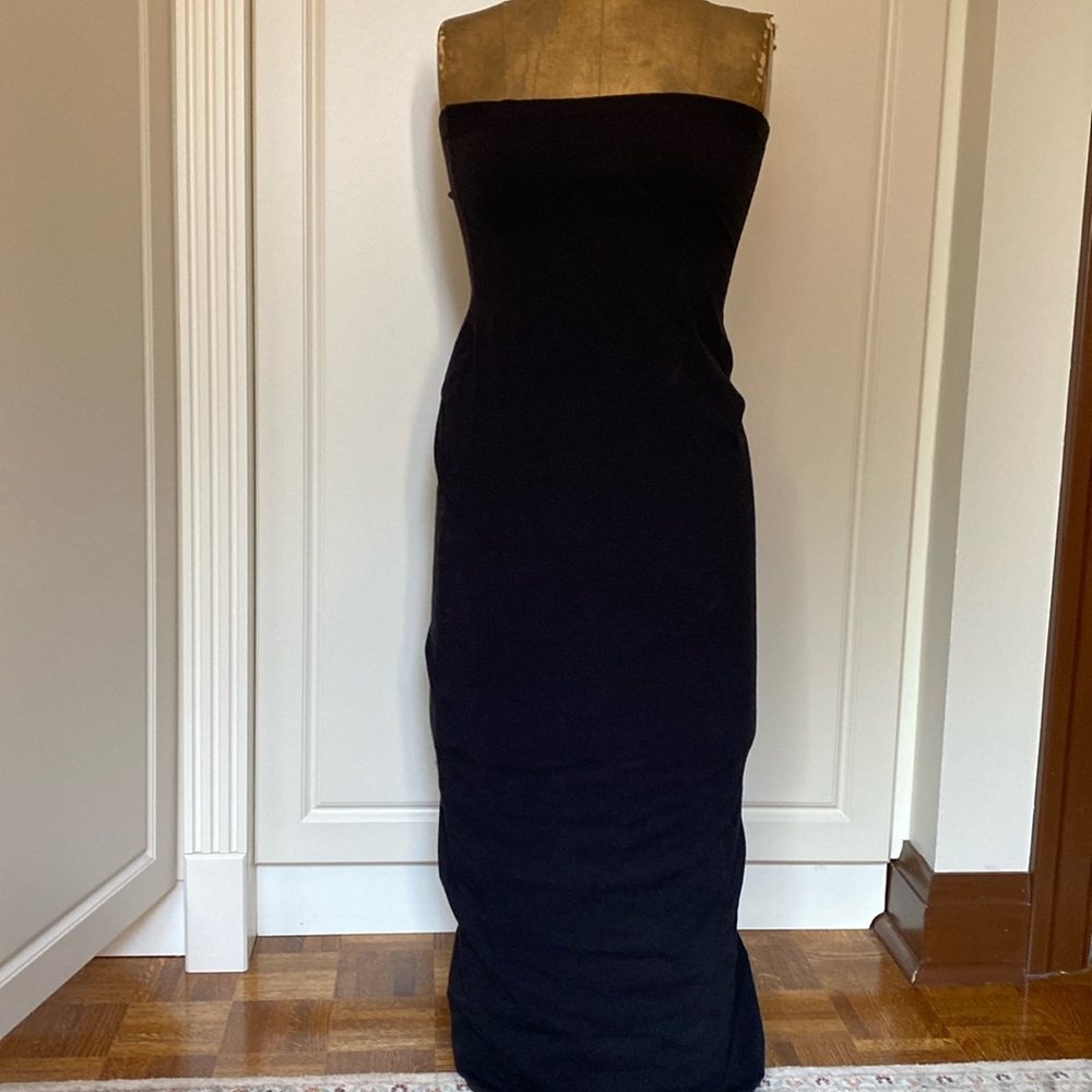 DKNY BODYCON STRAPLESS BLACK DRESS SIZE S .